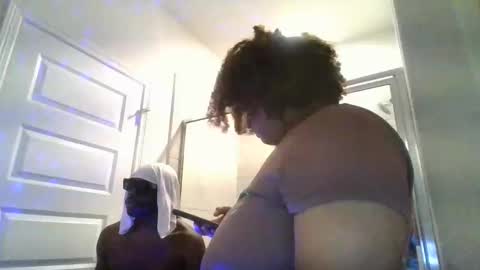 Snapshot of blessica_eddieluv6996 chatting on May 27, 2:08 am BLESSICA EDDIE LOVE online show from May 27, 2:08 am