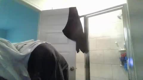 Snapshot of blessica_eddieluv6996 chatting on May 27, 4:15 pm BLESSICA EDDIE LOVE online show from May 27, 4:15 pm