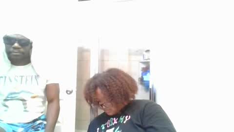 Snapshot of blessica_eddieluv6996 chatting on May 29, 3:04 am BLESSICA EDDIE LOVE online show from May 29, 3:04 am