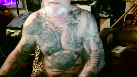 blindsurfer780299 online show from March 22, 5:44 am