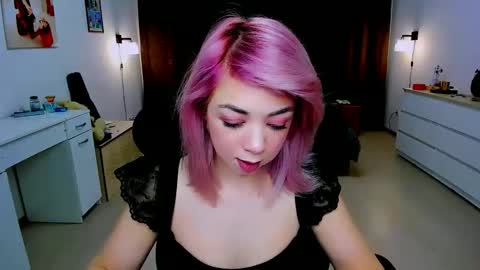 Nicole online show from December 7, 4:42 am