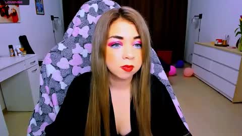 Nicole online show from March 10, 3:12 am