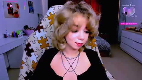 Nicole online show from September 14, 11:42 am