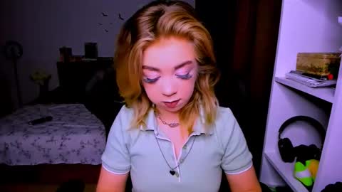 Nicole online show from January 16, 5:11 am