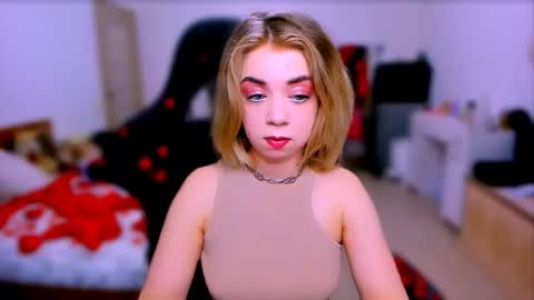 Snapshot of blinkofeyess chatting on March 3, 3:56 am Nicole online show from March 3, 3:56 am