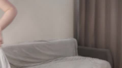 Mila online show from September 25, 1:15 pm