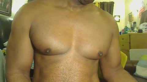 blkbiguncut10462 online show from March 2, 11:07 am