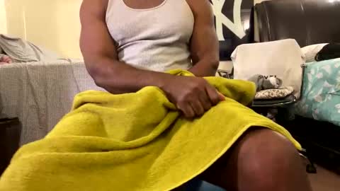 blkbiguncut10462 online show from March 10, 9:40 pm