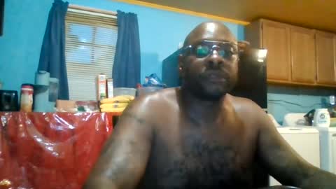 Snapshot of blkdiamonddick69 chatting on June 11, 1:05 am blkdiamonddick69 online show from June 11, 1:05 am
