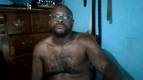 Snapshot of blkdiamonddick69 chatting on July 14, 2:05 am blkdiamonddick69 online show from July 14, 2:05 am