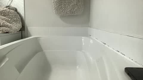 bloggirllaurel online show from March 2, 7:32 pm