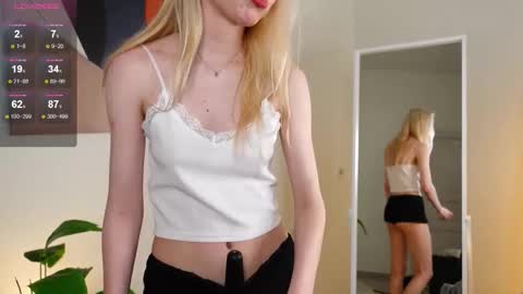 you can call me Melissa online show from October 25, 1:40 pm