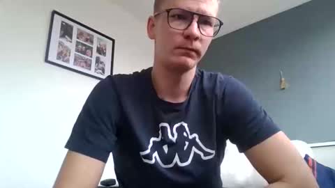 Snapshot of blondapollonl chatting on November 3, 9:32 am Apollo online show from November 3, 9:32 am