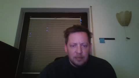 Snapshot of blonde32m chatting on December 24, 7:06 am blonde32m online show from December 24, 7:06 am