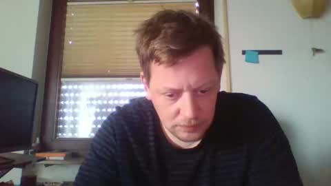 Snapshot of blonde32m chatting on February 16, 11:59 am blonde32m online show from February 16, 11:59 am