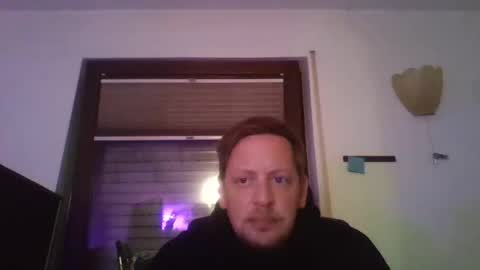 Snapshot of blonde32m chatting on September 14, 6:40 pm blonde32m online show from September 14, 6:40 pm