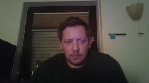 Snapshot of blonde32m chatting on November 1, 4:14 am blonde32m online show from November 1, 4:14 am