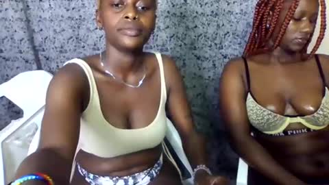 blonde_barby online show from October 17, 11:13 am