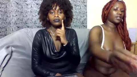 blonde_barby online show from November 1, 2:30 pm