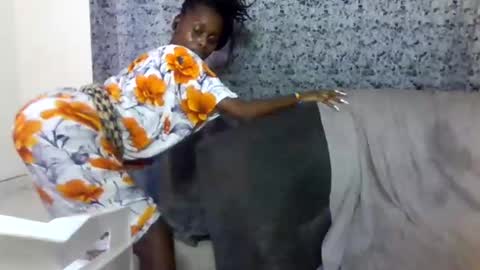 blonde_barby online show from December 20, 4:19 am