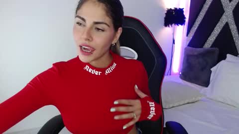 alejandra online show from March 5, 2:46 am