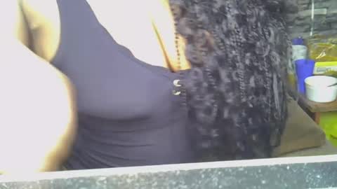 Snapshot of blonde_creamy chatting on July 11, 6:43 pm blonde_creamy online show from July 11, 6:43 pm