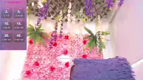 Snapshot of blonde_squirt_ chatting on March 13, 4:46 pm blonde_squirt_ online show from March 13, 4:46 pm