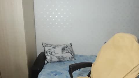 Mr Blond online show from December 8, 6:17 pm