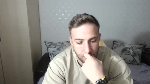 Mr Blond online show from December 18, 7:41 pm