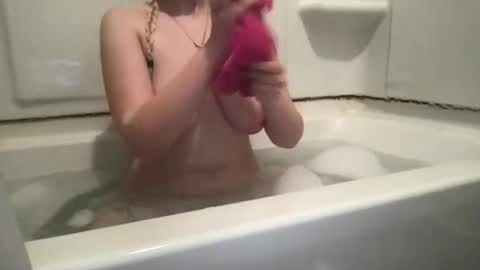 BlondeBaby online show from December 15, 2:21 pm