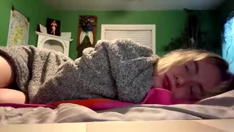 blondebunny999 online show from February 6, 11:46 am