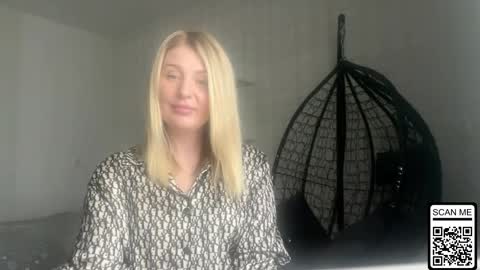 blondie_xoxoxo online show from April 18, 1:48 pm