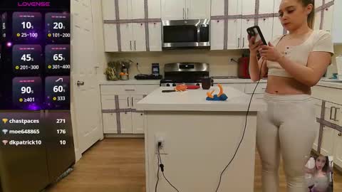 Bubbles online show from January 17, 3:28 pm