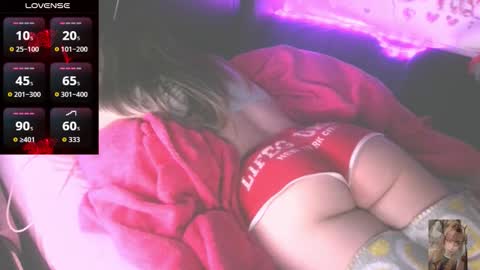 Snapshot of blondiebubblebooty chatting on March 6, 6:15 pm Bubbles online show from March 6, 6:15 pm