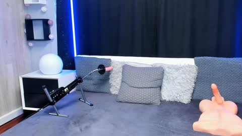 BlondieRider online show from December 20, 1:22 pm