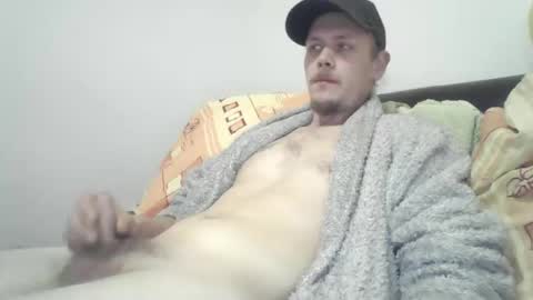 Snapshot of blook0000 chatting on February 17, 6:42 am blook0000 online show from February 17, 6:42 am