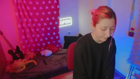 Bloom online show from February 17, 1:51 pm