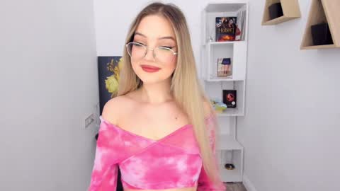 Sophia online show from January 21, 3:21 pm