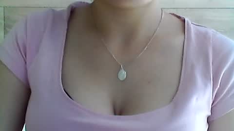bloomira01888 online show from June 30, 8:04 am