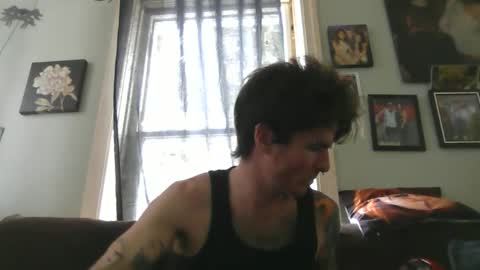 Snapshot of blowme19866 chatting on February 8, 5:29 pm blowme19866 online show from February 8, 5:29 pm