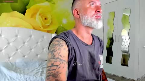 Nico online show from November 6, 8:15 am