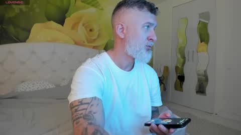 Nico online show from February 26, 9:08 am