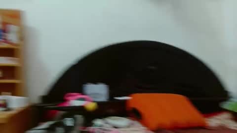 Snapshot of blowy079 chatting on February 4, 9:04 am blowy079 online show from February 4, 9:04 am