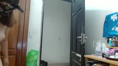 Snapshot of blowy079 chatting on February 27, 3:06 am blowy079 online show from February 27, 3:06 am