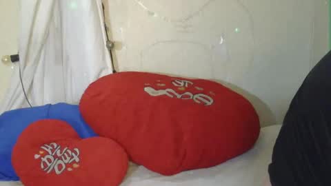 kate online show from December 10, 1:32 am