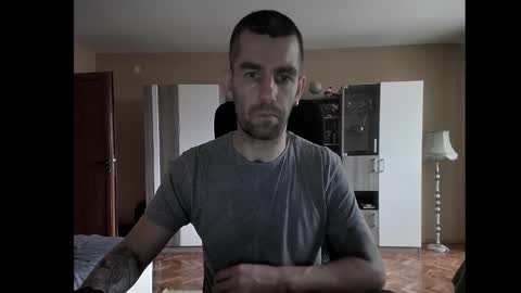 Runaway online show from December 11, 11:08 am