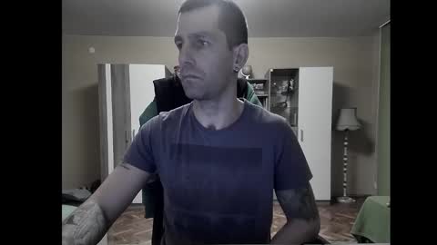 Runaway online show from January 6, 7:35 pm