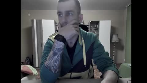 Runaway online show from January 22, 8:17 pm