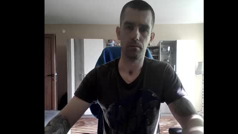 Runaway online show from November 9, 8:12 am