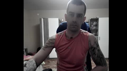 Snapshot of blue_eyed_wolf chatting on June 3, 6:46 pm Runaway online show from June 3, 6:46 pm